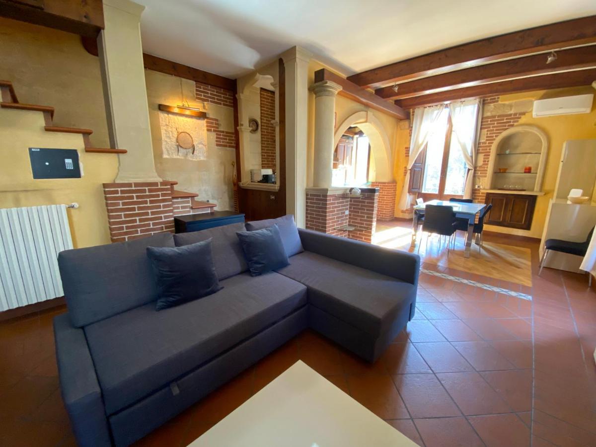 Apartament Casa Chiara, Roof Terrace, 100M To The Historical Center Lecce Zewnętrze zdjęcie